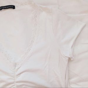 Brandy Melville White Lace Gina Top✩